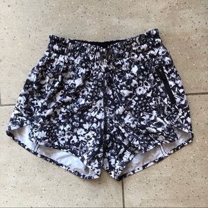 Size 6 Lululemon shorts